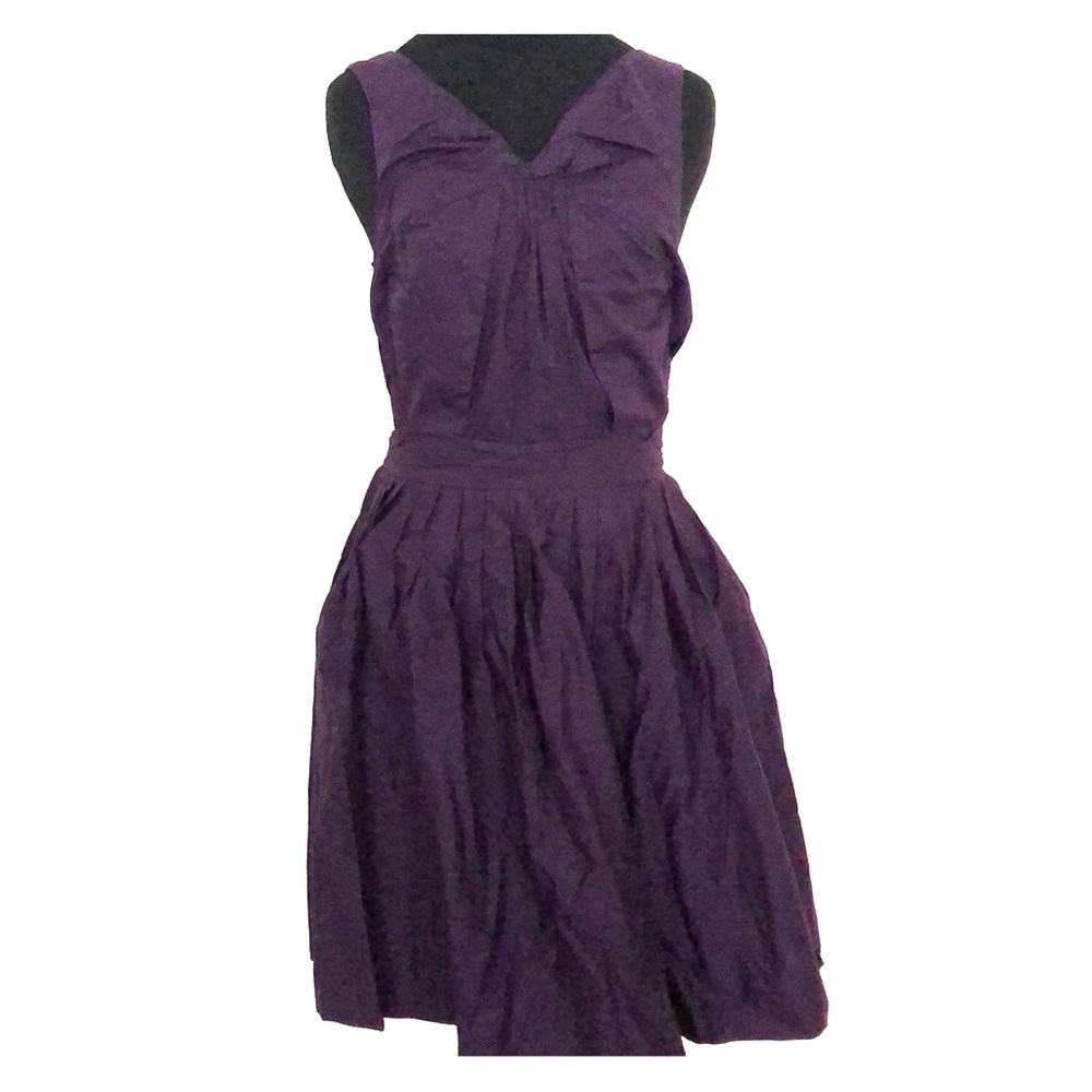 V-neck Sleeveless Cotton Dress